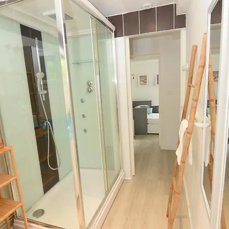 La Closerie Saint Remy Feriehus *